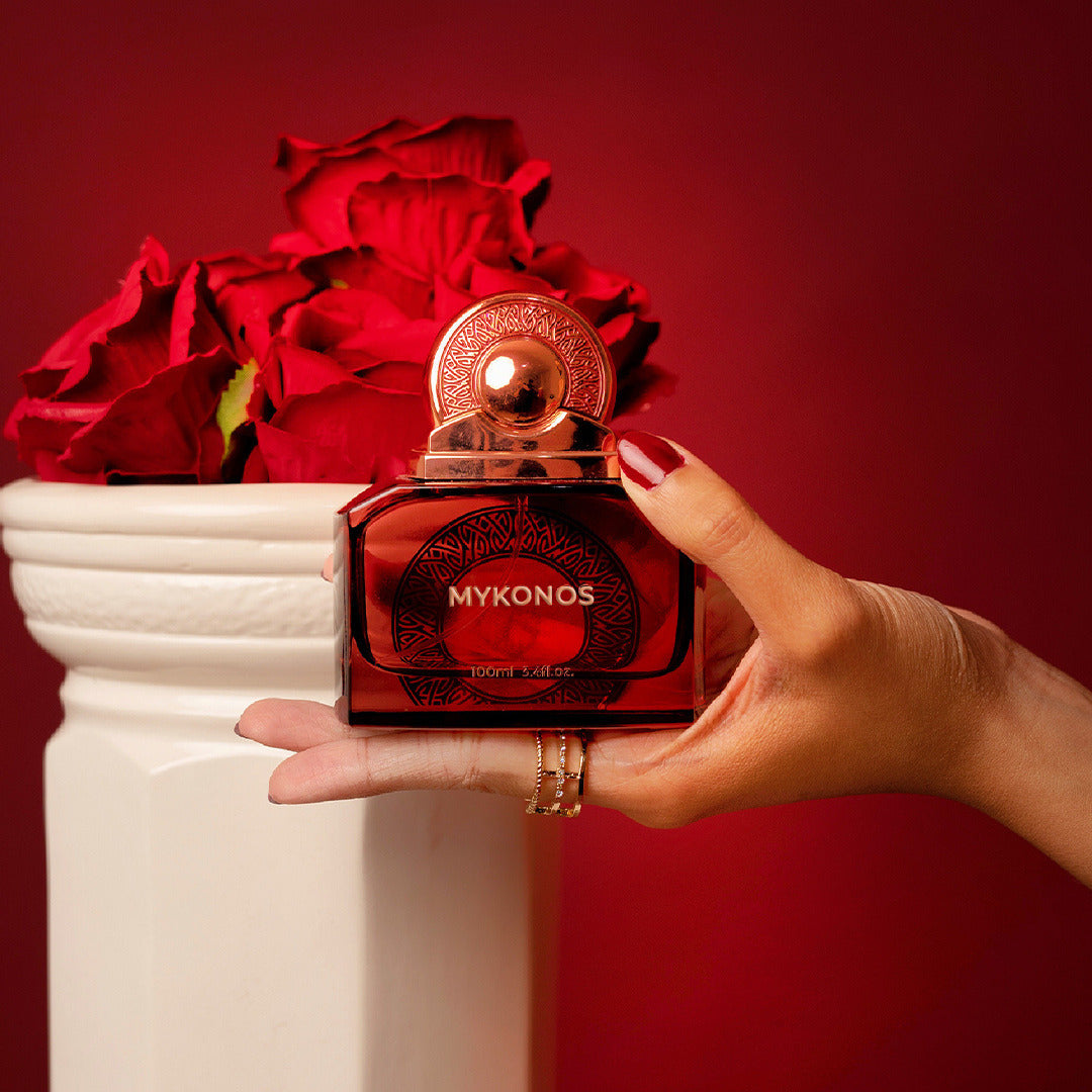 Mykonos Affair Extrait de Parfum – styled shot 1